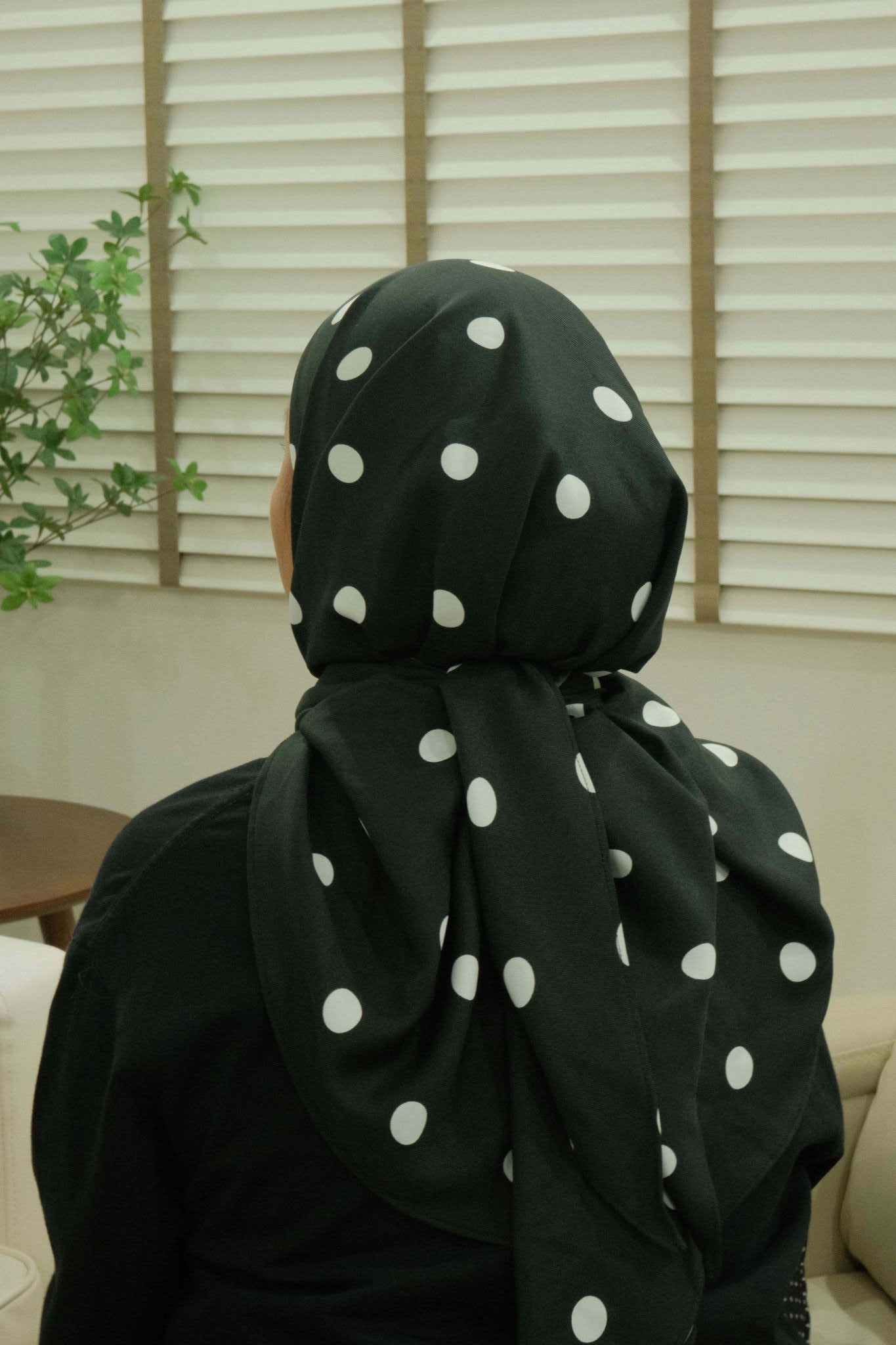 EVERYDAY SoftFlow Polka Triscarf